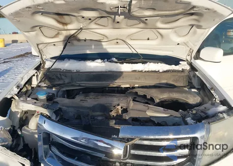 2013 Honda Pilot Ex z USA, uszkodzony, nr VIN 5FNYF4H44DB021800